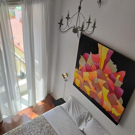 Residence E Appartamenti Cavallerizza Napoli Esterno foto