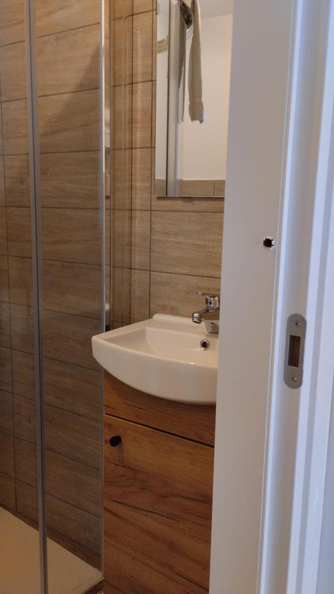 Residence E Appartamenti Cavallerizza Napoli Esterno foto