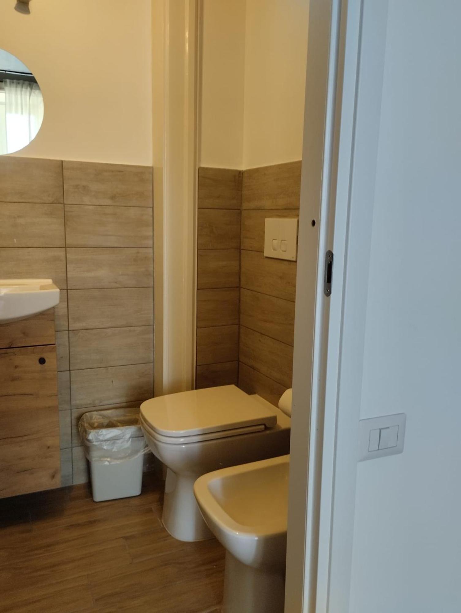 Residence E Appartamenti Cavallerizza Napoli Esterno foto