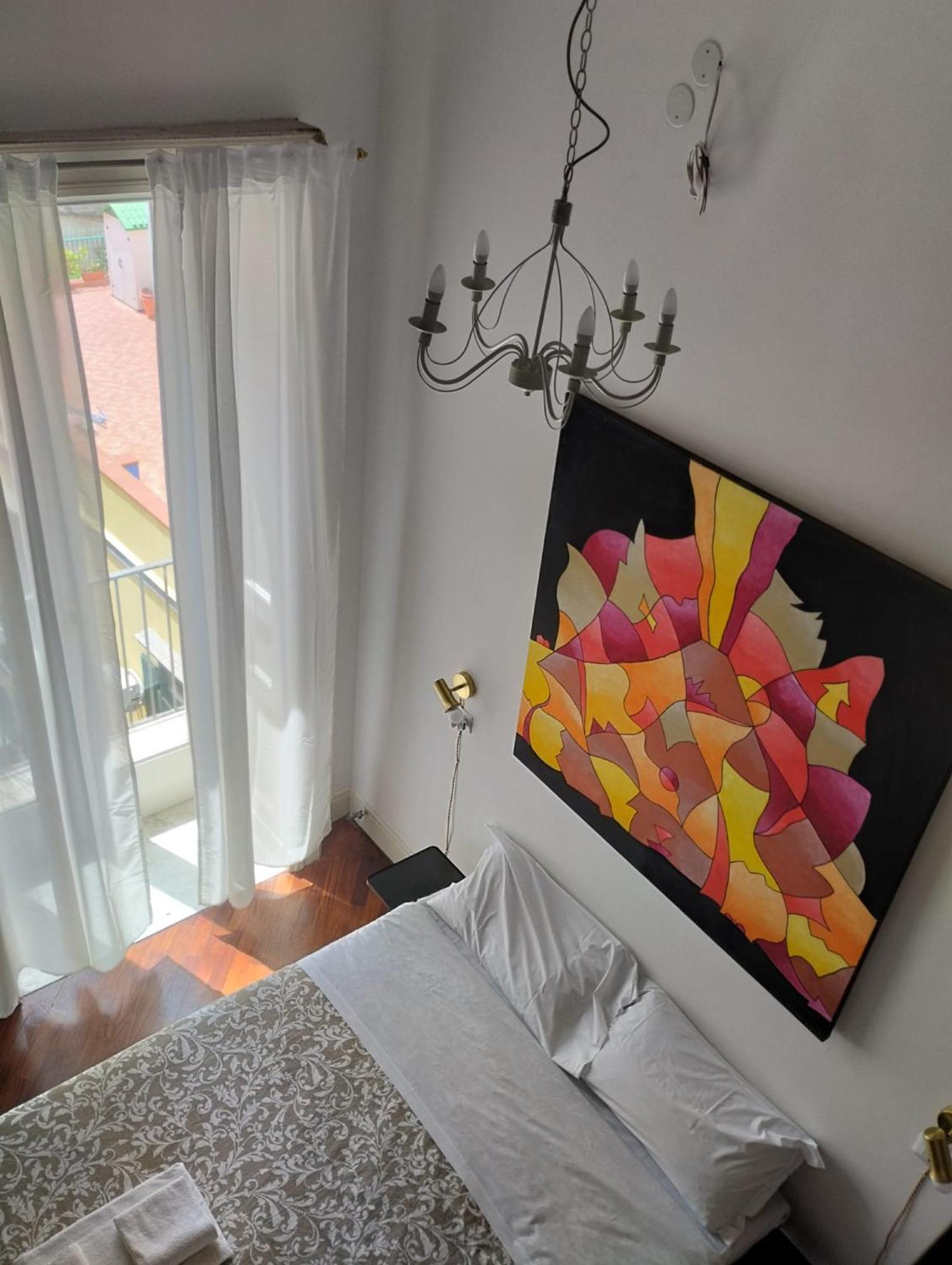 Residence E Appartamenti Cavallerizza Napoli Esterno foto