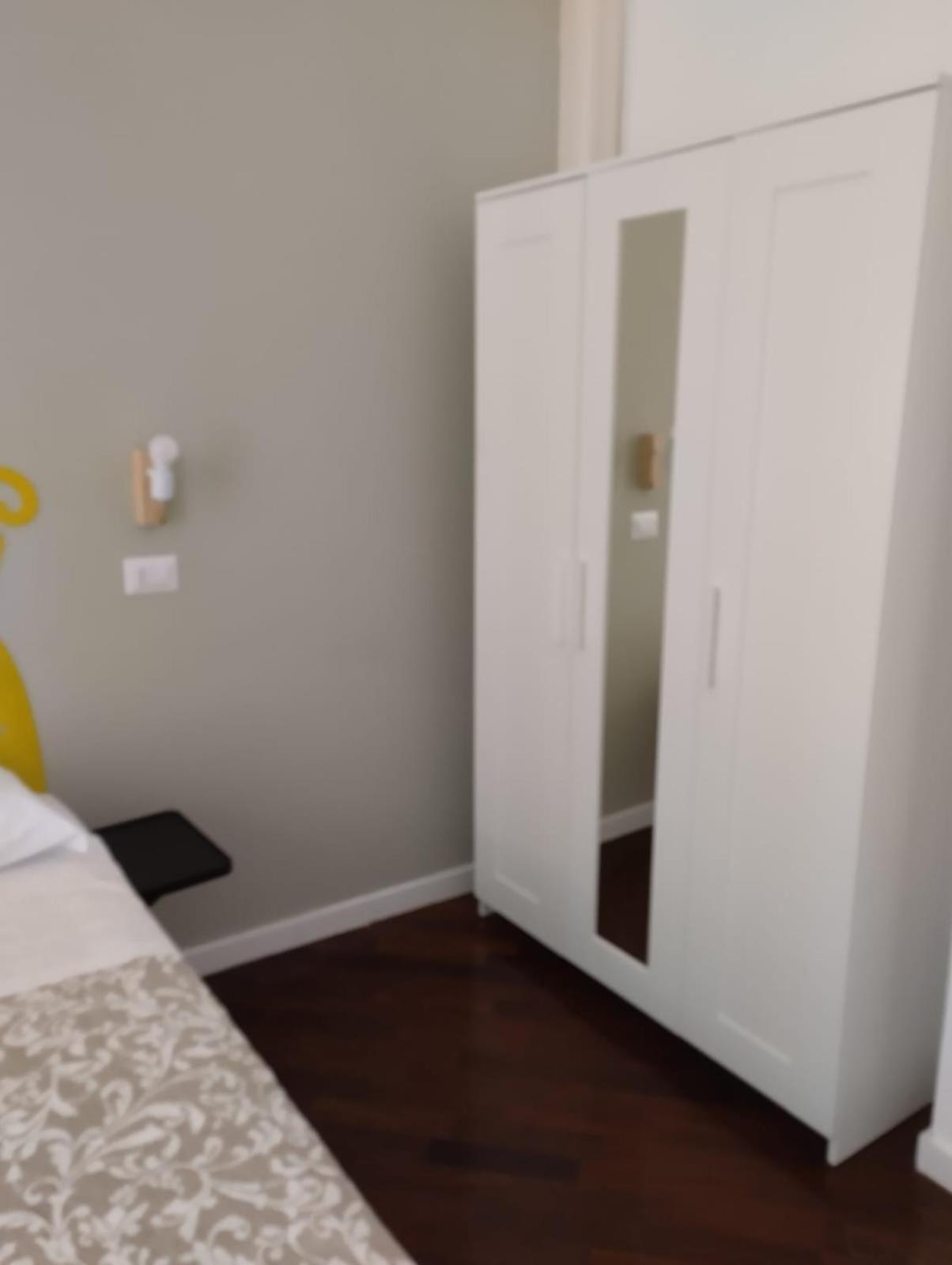 Residence E Appartamenti Cavallerizza Napoli Esterno foto